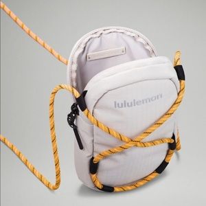 Lululemon Ripstop Paracord Crossbody